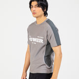 TEXTURED GRAPHIC TEE