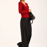 KNIT TOP WITH BROOCH DETAIL