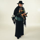 CAPE SHAWL WITH CONTRASTING DETAIL