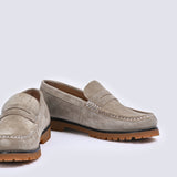 LOAFER