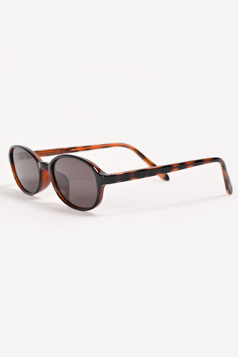 LOW OVAL SUNGLASSES
