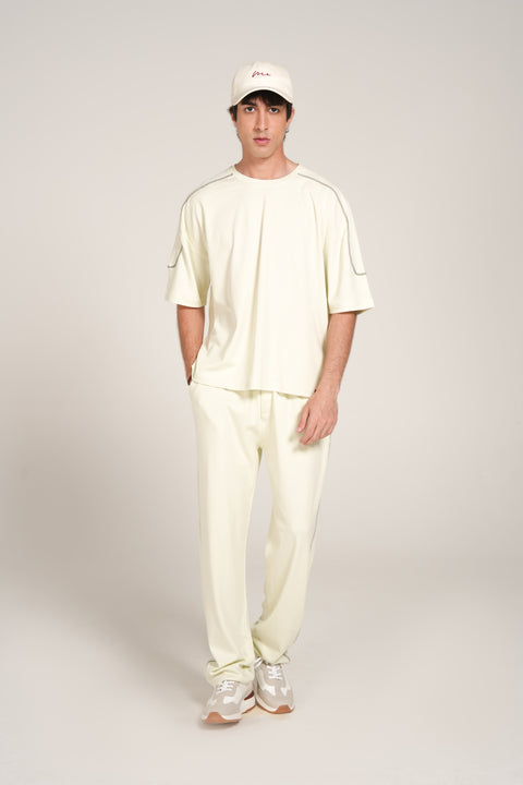 BOXY FIT CONTRAST FLATLOCK TEE