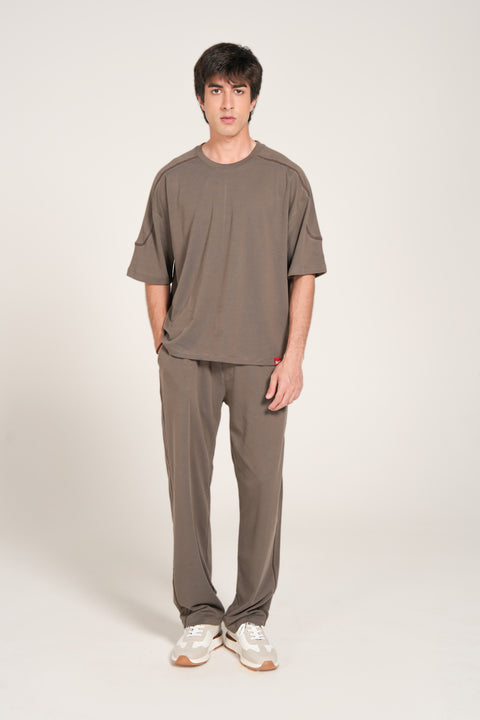 BOXY FIT CONTRAST FLATLOCK TEE