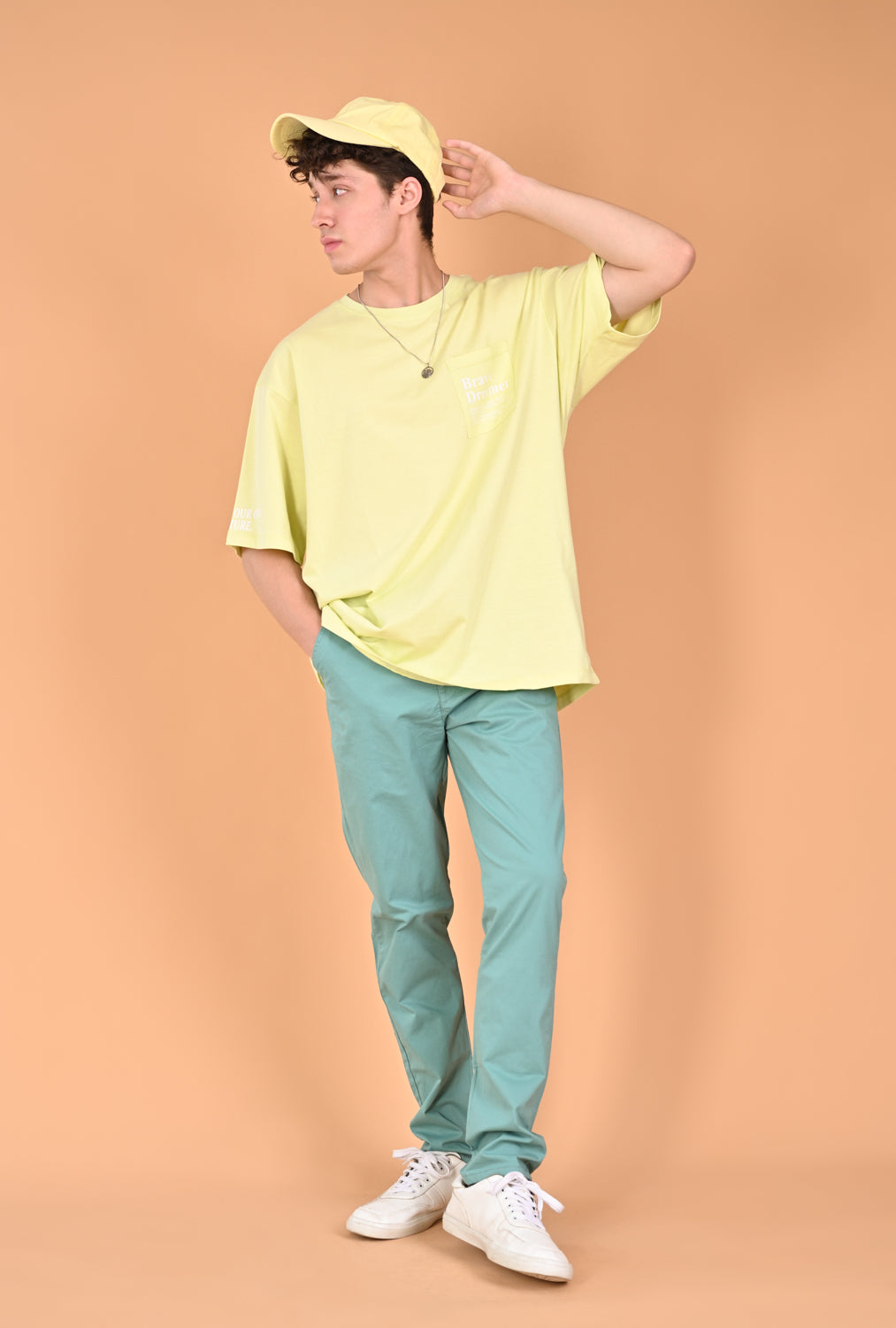 RELAXED FIT TEE