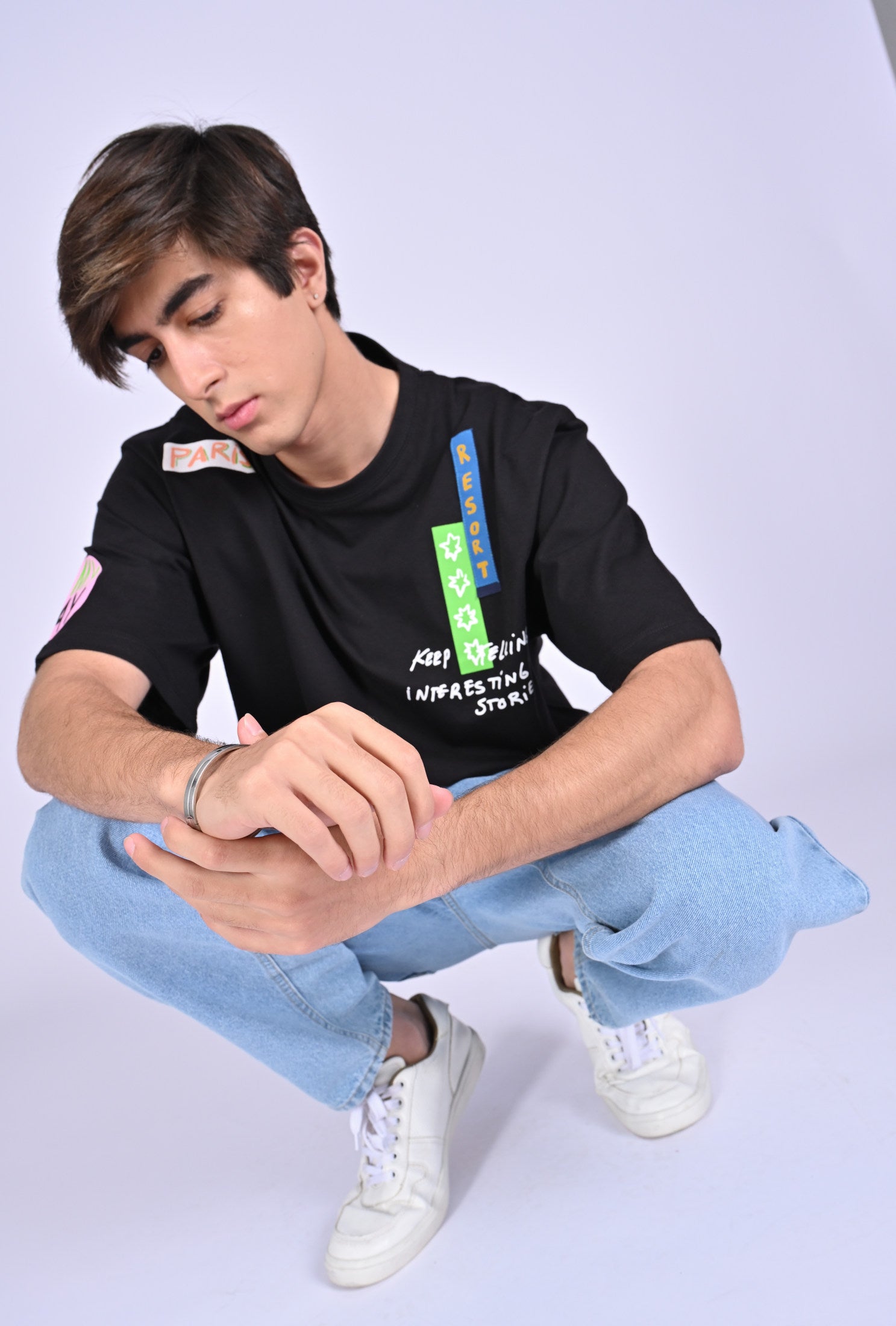 RELAXED FIT GRAPHIC TEE