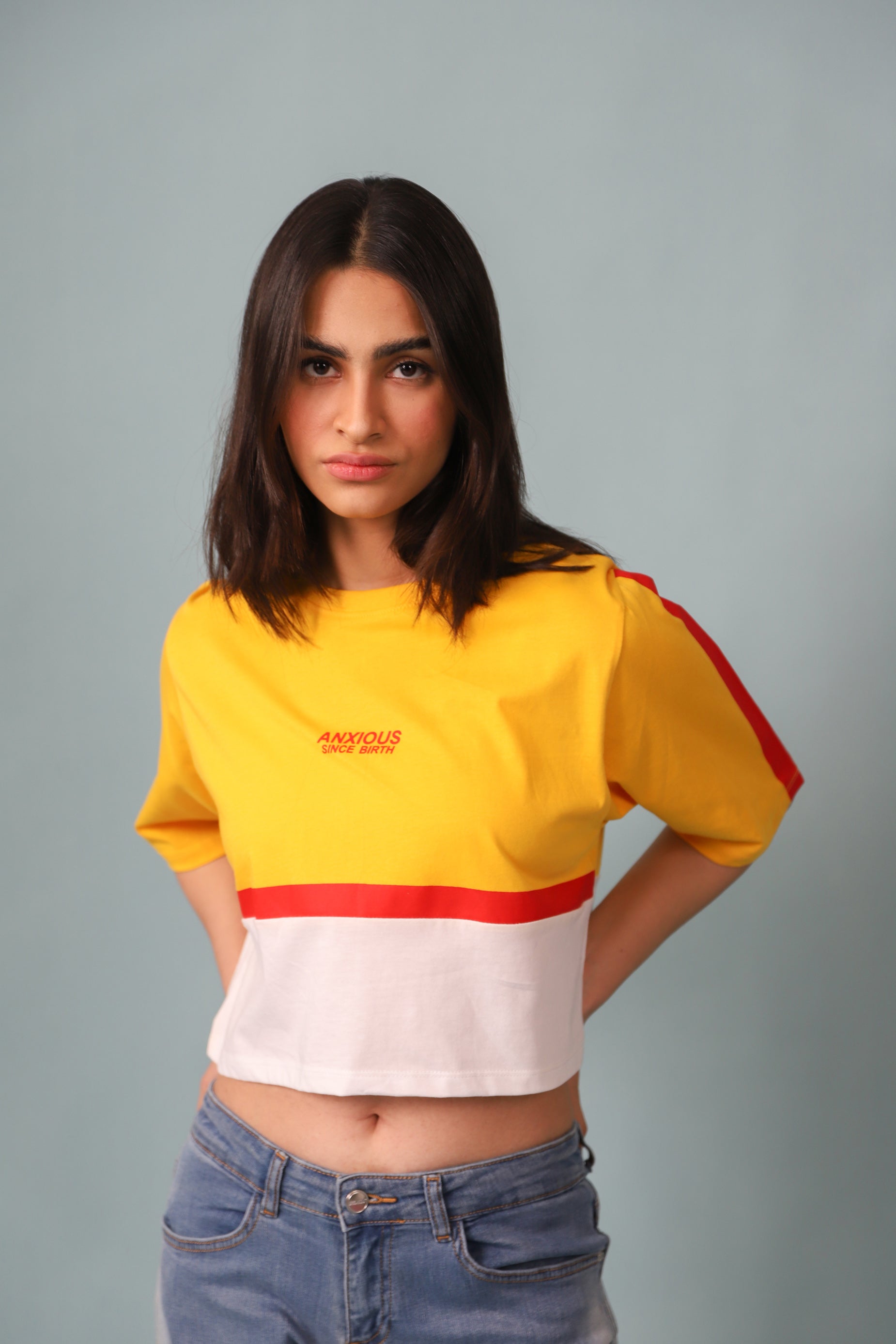 COLOR BLOCK CROPPED TEE