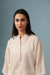 COLLARED SHIRT WITH BACK CUTLINE