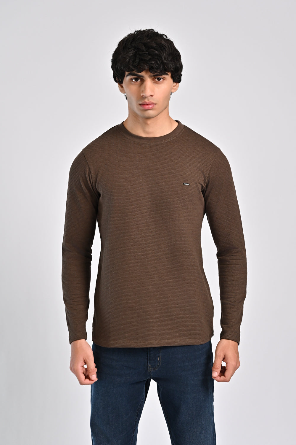 TEXTURED FULL SLEEVE TEE