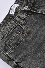 SLIM RELAXED FIT DENIM