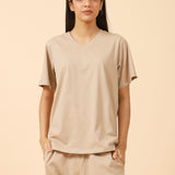 BASIC V-NECK TEE