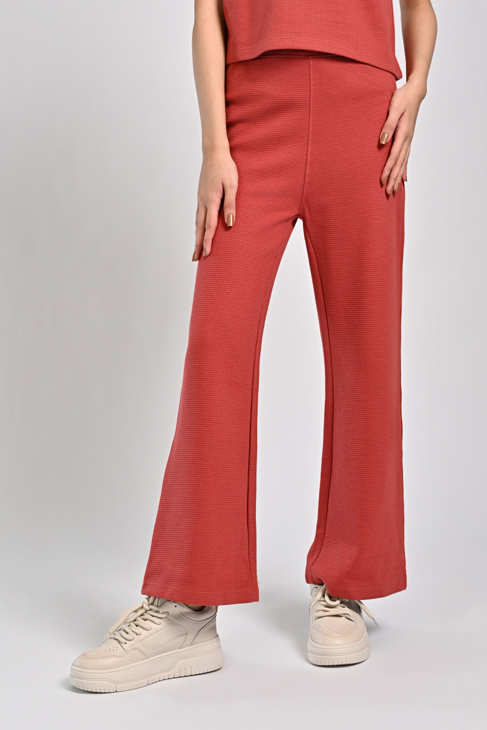 TEXTURED KNIT TROUSER