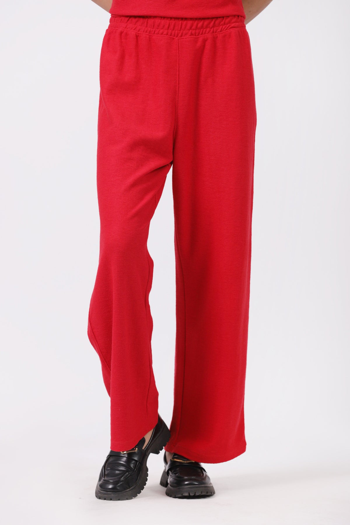 TEXTURED FLARED TROUSER