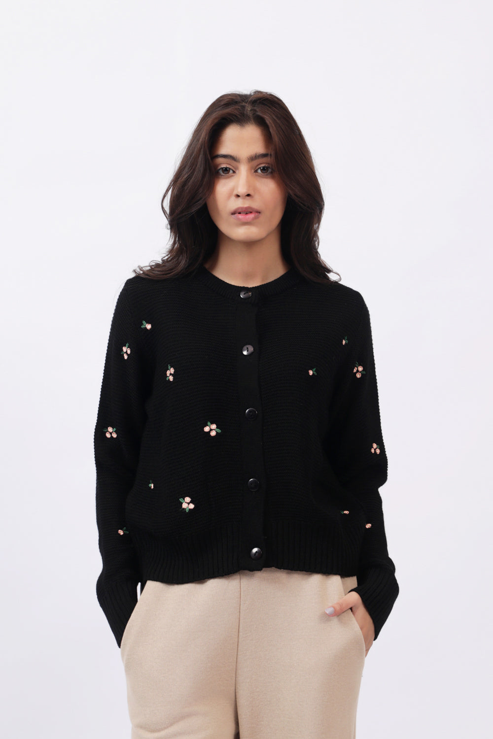 FLORAL EMBROIDERED CARDIGAN