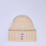 BEANIE WITH CONTRAST STITCH