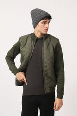 MOCK NECK CONTRAST SLEEVE QUILTED JACKET