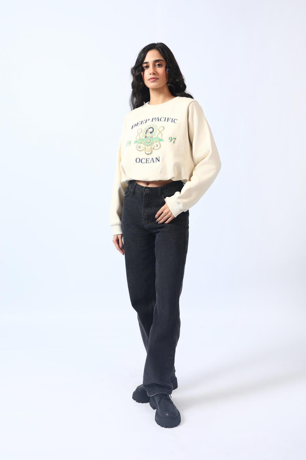 CROPPED SWEATSHIRT WITH ELASTICATED HEM