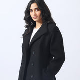 COAT WITH COLLAR DETAIL