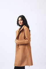 COAT WITH COLLAR DETAIL