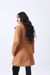 COAT WITH COLLAR DETAIL