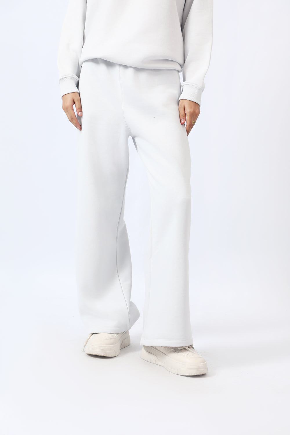 WIDE LEG JOGGER PANTS