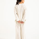 STRIPED TOP SLEEVE DETAIL