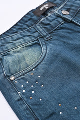 SLOUCHY JEANS WITH RHINESTONES