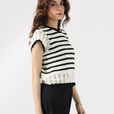 CONTRAST CROCHET KNIT TOP