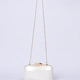 PATTERNED CLUTCH