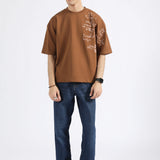 BOXY FIT GRAPHIC TEE