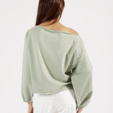 ASSYMETRIC OFF SHOULDER PRINTED TEE