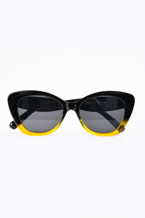 BIG CAT EYE SUNGLASSES