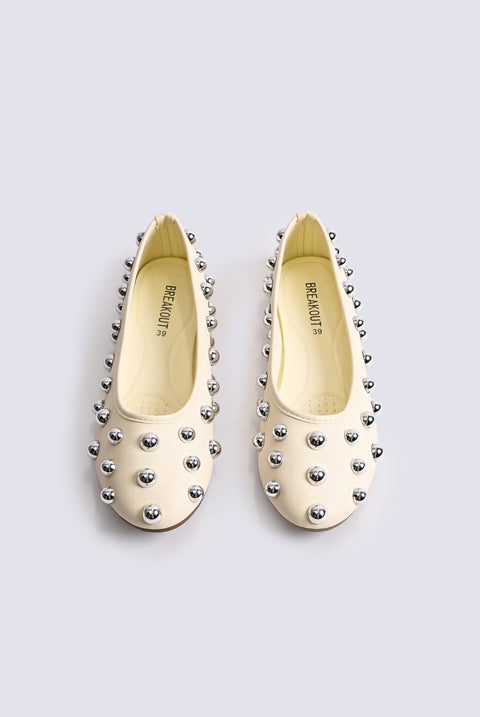 BALLET FLATS WITH CHUNKY STUDS