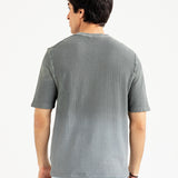 WASHED EFFECT TEXTURED TEE