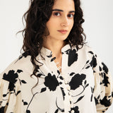 PRINTED TOP WITH SLEEVE DETAIL