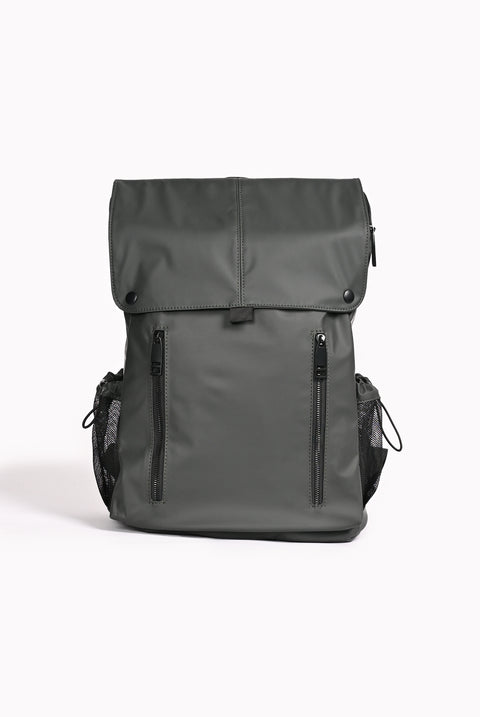 BACKPACK WITH FLAP