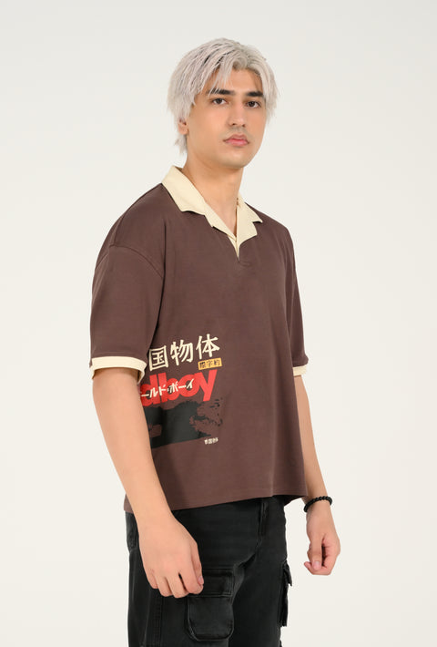 BOXY FIT CONTRAST RESORT COLLAR GRAPHIC POLO