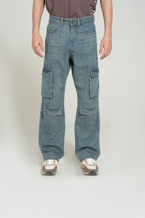 WIDE LEG FIT CARGO DENIM