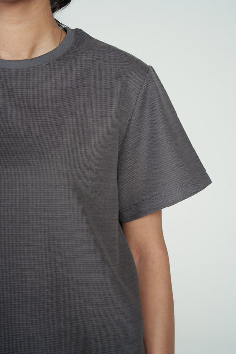 TEXTURED BOXY FIT TEE