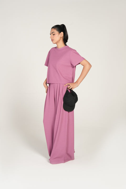 TEXTURED BOXY FIT TEE