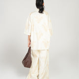 EMBOSSED PRINTED TOP